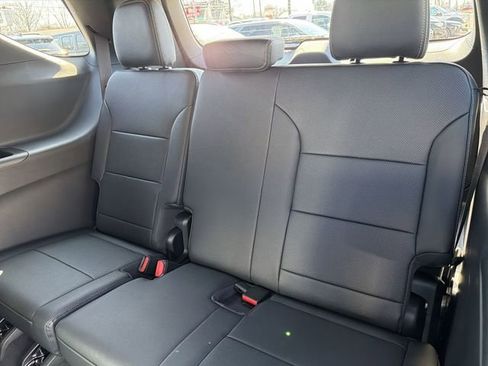 New 2026 Chevrolet Traverse LT w/ Midnight/Sport Edition image 24