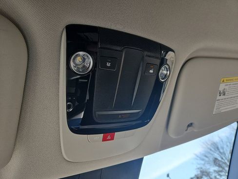 Used 2025 Kia EV6 Light image 25