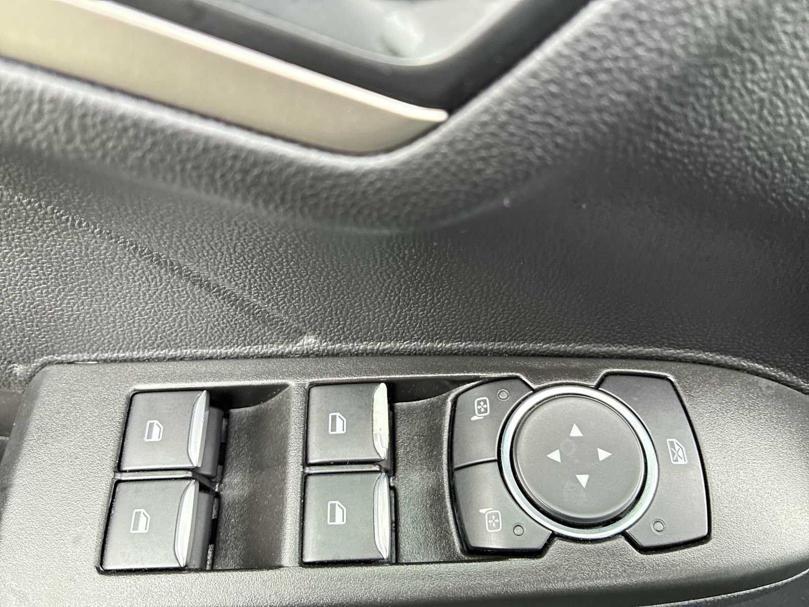 Used 2021 Ford Escape SEL AWD/4WD image 15
