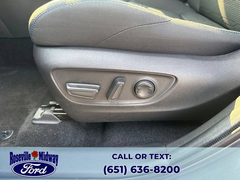 Used 2023 Toyota RAV4 SE AWD/4WD image 27