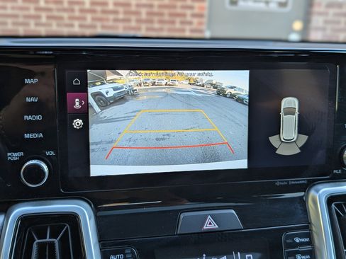 Used 2022 Kia Sorento SX image 31