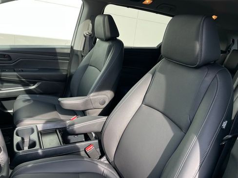 Certified 2024 Honda Odyssey EX-L image 26