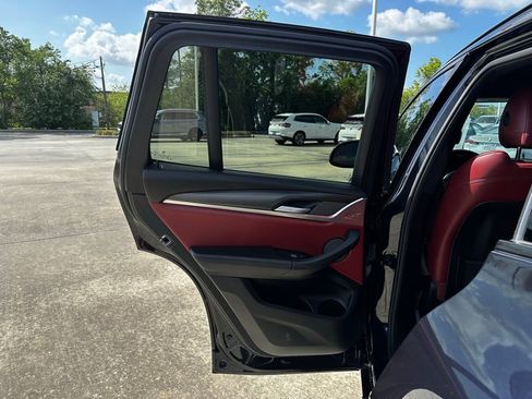 Used 2023 BMW X3 sDrive30i w/ M Sport Package RWD image 17