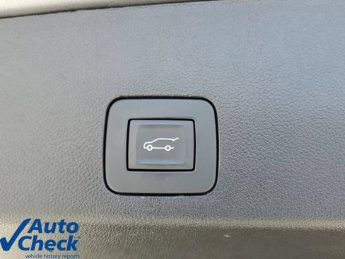 Used 2023 Buick Encore GX Select w/ Sport Touring Package FWD image 11