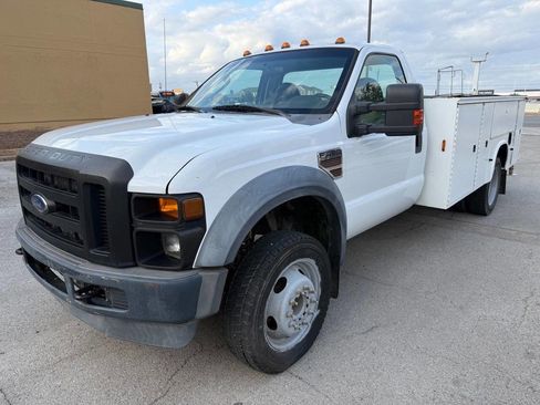 Used 2009 Ford F450 2WD Regular Cab Super Duty image 3