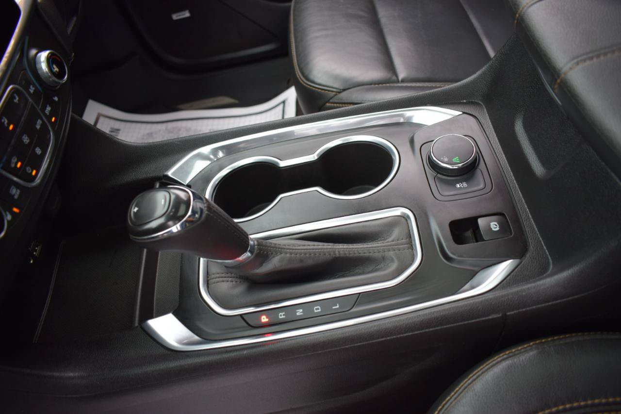 Used 2020 Chevrolet Traverse LT w/ LT Premium Package FWD image 33