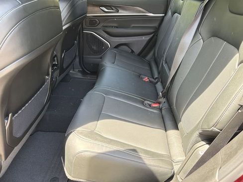 New 2026 Jeep Grand Cherokee Limited AWD/4WD image 19