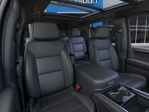 New 2026 Chevrolet Tahoe High Country AWD/4WD image 16