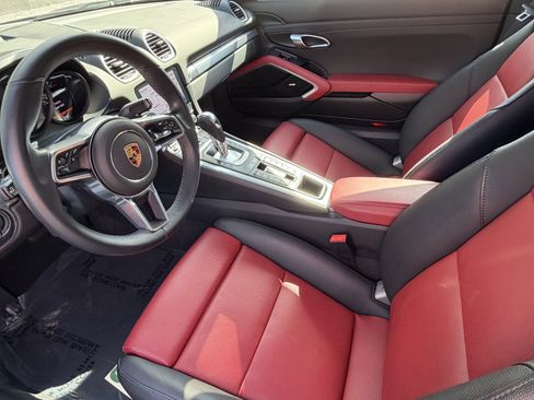 Certified 2022 Porsche 718 Boxster RWD image 4