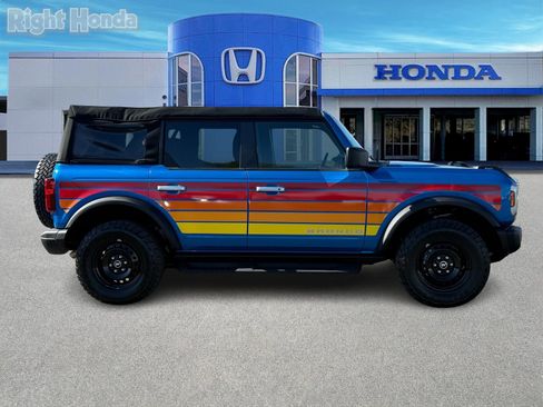 Used 2025 Ford Bronco Big Bend w/ Black Diamond Package image 8