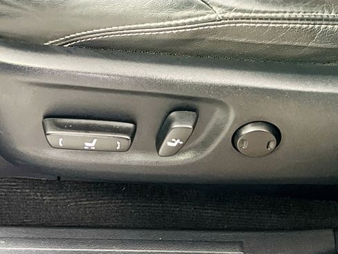 Used 2019 Toyota 4Runner Limited image 15