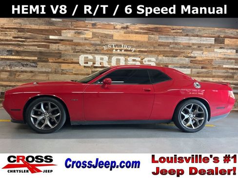 Used 2016 Dodge Challenger R/T RWD image 1