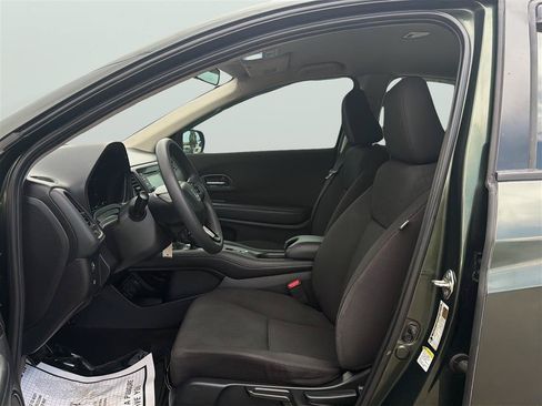 Used 2016 Honda HR-V LX image 12