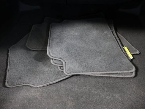 Used 2023 Toyota Corolla LE image 41