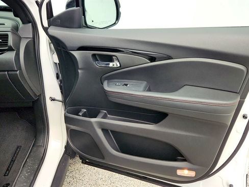 Used 2023 Honda Ridgeline Black Edition image 26