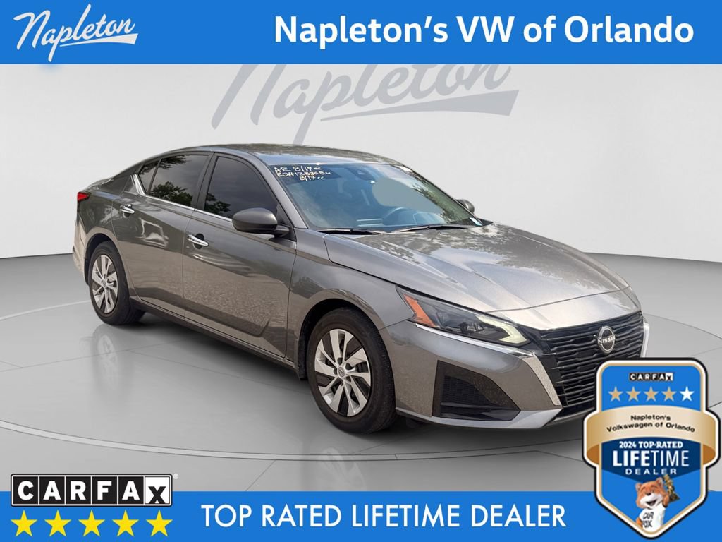 Used 2024 Nissan Altima 2.5 S FWD image 8