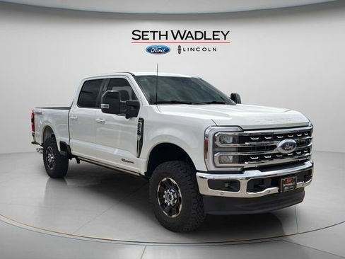 Used 2025 Ford F250 Lariat w/ Lariat Ultimate Package AWD/4WD image 1