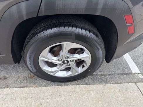 Certified 2023 Hyundai Tucson SE image 14