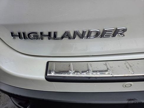 Used 2016 Toyota Highlander Limited Platinum image 22