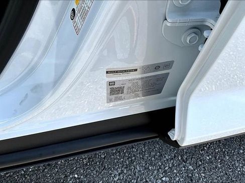 New 2026 GMC Acadia Elevation w/ Elevation Premium Package image 13