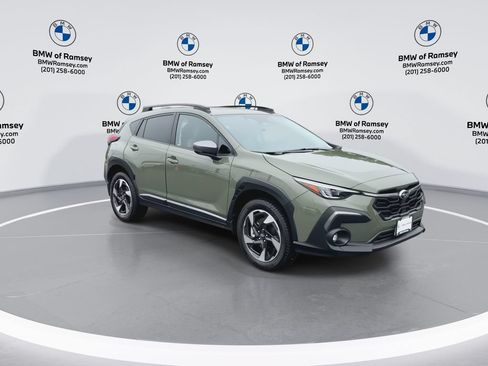 Used 2024 Subaru Crosstrek 2.5i Limited w/ Crosstrek Mirror Package AWD/4WD image 2