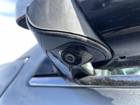 Used 2020 Ford Expedition Limited w/ Equipment Group 302A image 3