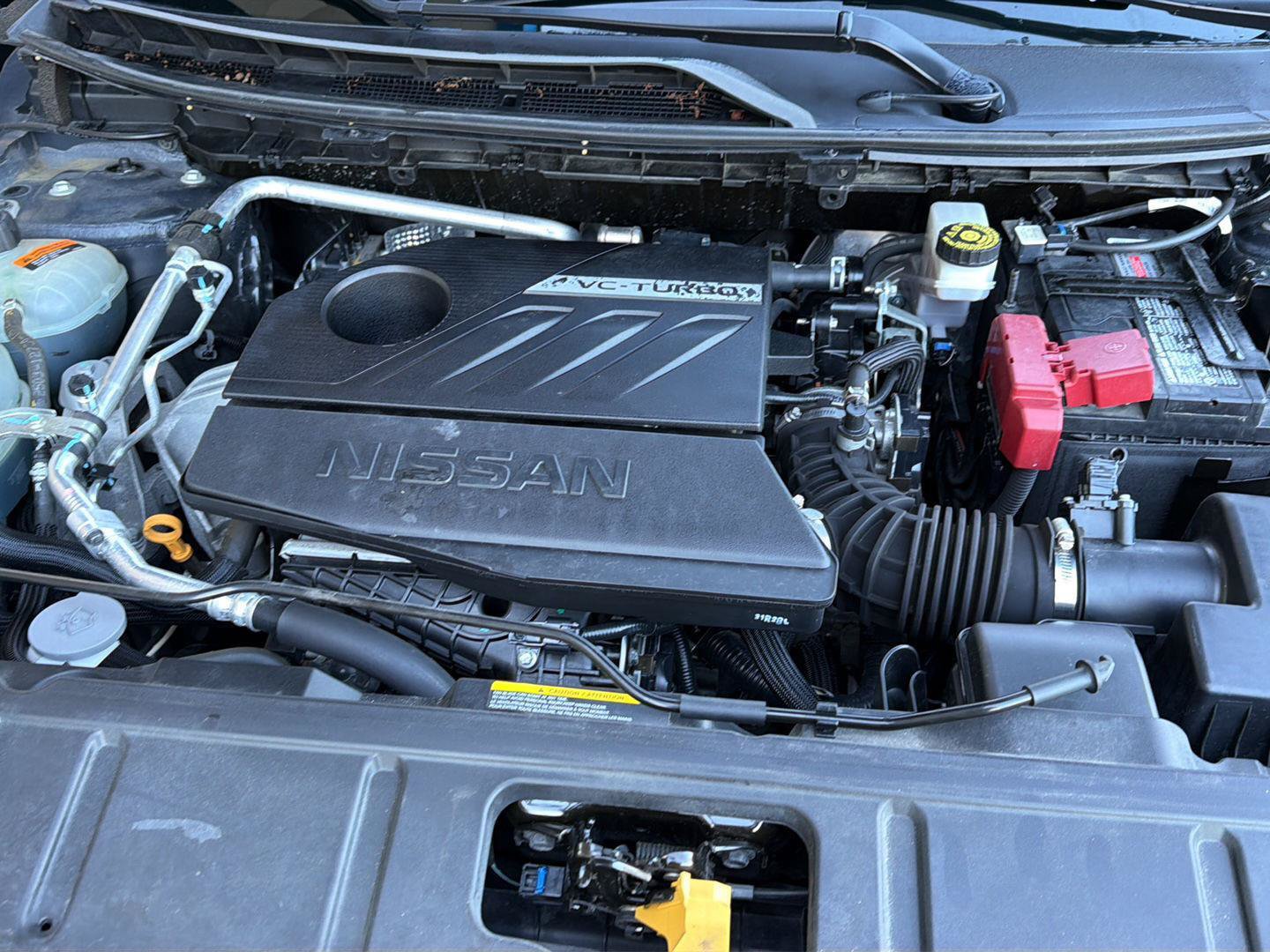 Used 2023 Nissan Rogue S AWD/4WD image 32