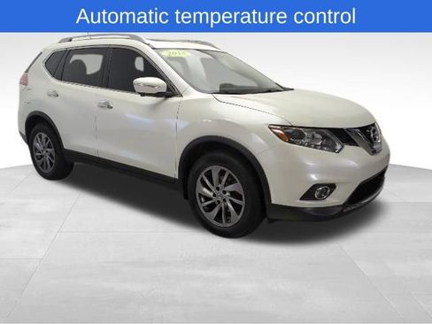 Used 2015 Nissan Rogue SL w/ SL Premium Package AWD/4WD image 9