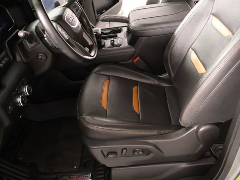 Used 2023 GMC Sierra 1500 AT4 w/ AT4 Premium Package AWD/4WD image 12