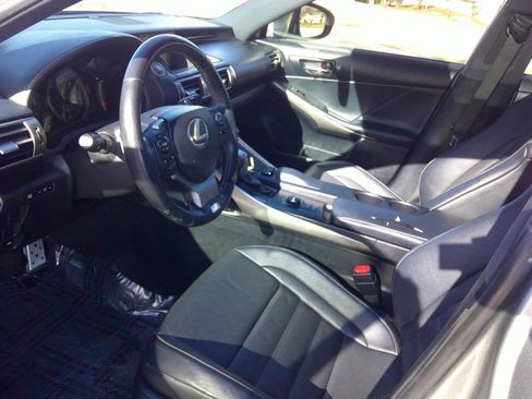 Used 2015 Lexus IS 250 AWD image 7