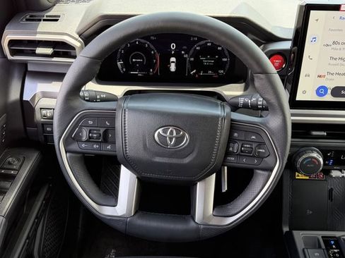 Used 2026 Toyota 4Runner TRD Off-Road Premium w/ Tow Technology Package AWD/4WD image 14