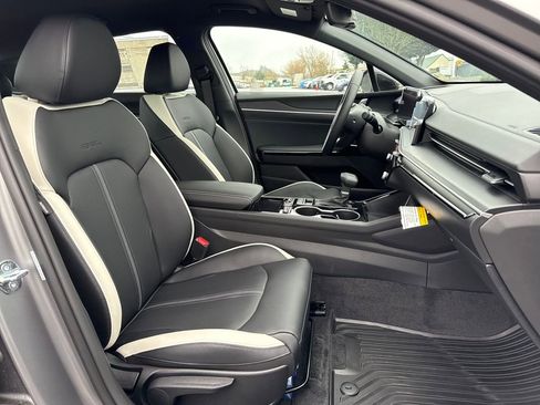 New 2026 Kia K5 GT-Line image 11