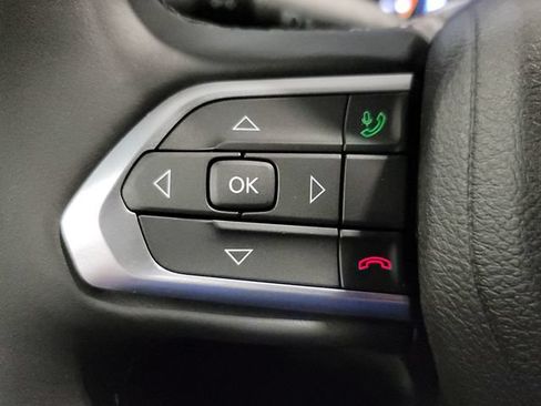 Used 2022 Jeep Compass Latitude w/ Convenience Group AWD/4WD image 26