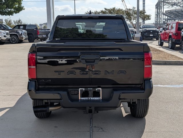 Used 2025 Toyota Tacoma SR5 AWD/4WD image 7