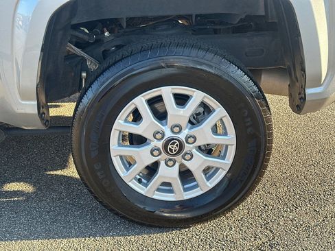 Used 2024 Toyota Tacoma SR5 image 19