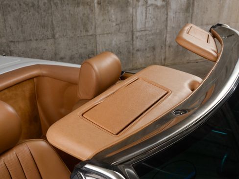 Used 1987 Mercedes-Benz 560 SL image 28