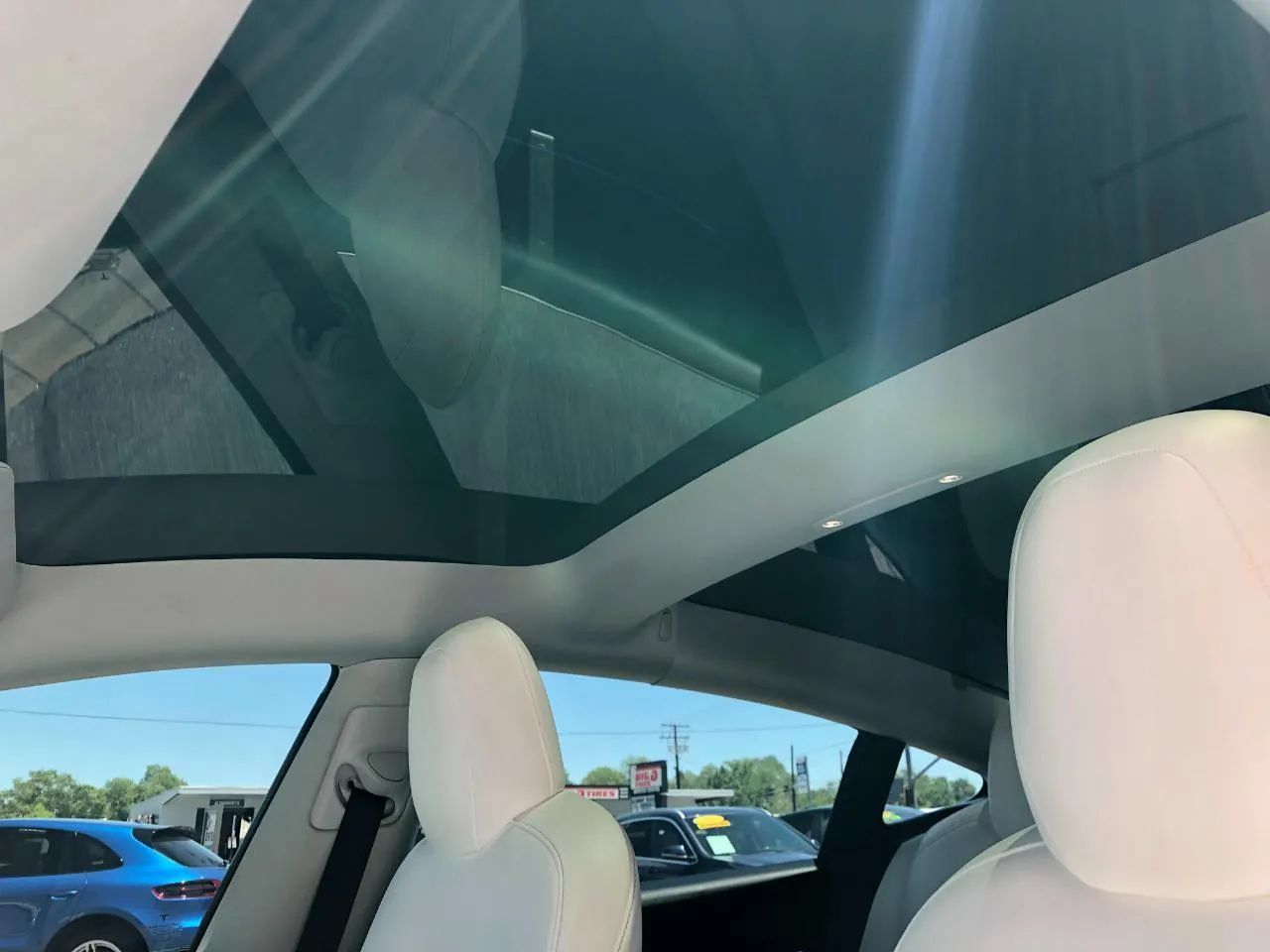 Used 2022 Tesla Model 3 Performance AWD/4WD image 13
