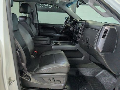 Used 2016 GMC Sierra 1500 SLT w/ All-Terrain Package AWD/4WD image 14