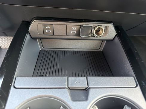 Used 2026 Toyota Prius LE image 33