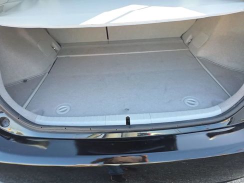 Used 2013 Toyota Prius Persona Series FWD image 11