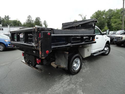 Used 2018 RAM 3500 Tradesman w/ Chrome Appearance Group AWD/4WD image 5