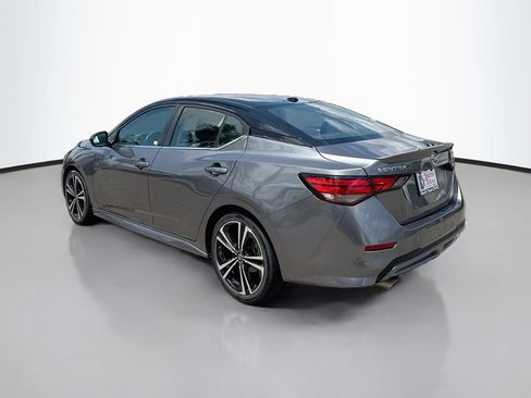 Used 2023 Nissan Sentra SR w/ Electronics Package FWD image 5