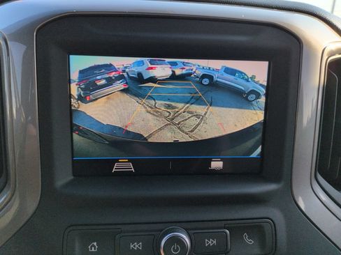 Used 2020 Chevrolet Silverado 1500 Custom w/ Custom Value Package AWD/4WD image 20