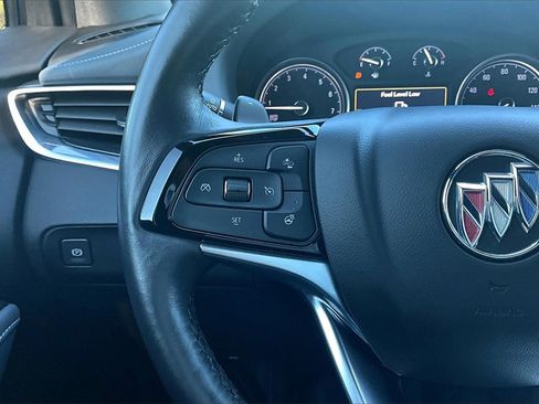 Used 2023 Buick Enclave Essence w/ Sport Touring Edition image 18