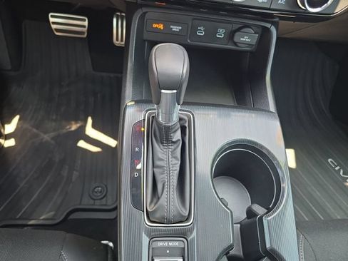 Used 2025 Honda Civic Sport image 19