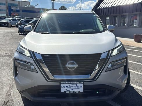 Used 2022 Nissan Rogue SV AWD/4WD image 8