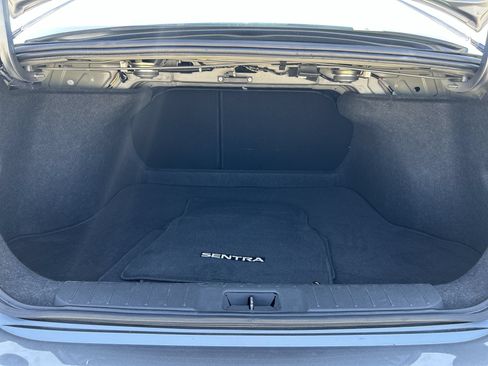 Used 2024 Nissan Sentra SV FWD image 20