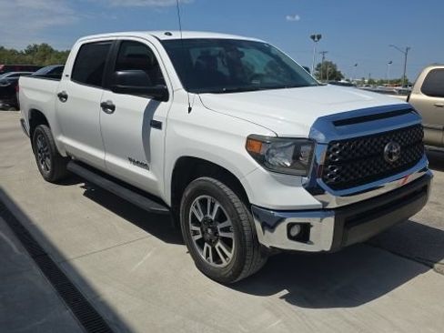 Used 2019 Toyota Tundra SR5 AWD/4WD image 4