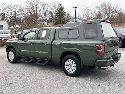 Used 2022 Nissan Frontier SV w/ Technology Package image 8