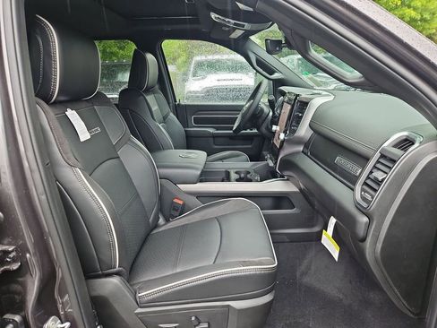 New 2026 RAM 2500 Laramie w/ Night Edition AWD/4WD image 16
